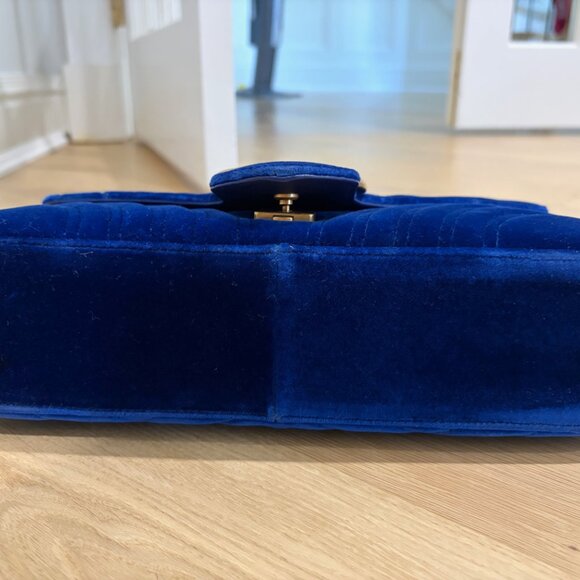 Gucci Velvet Matelasse Medium GG Marmont Shoulder Bag (Cobalt Blue) - Picture 7 of 8